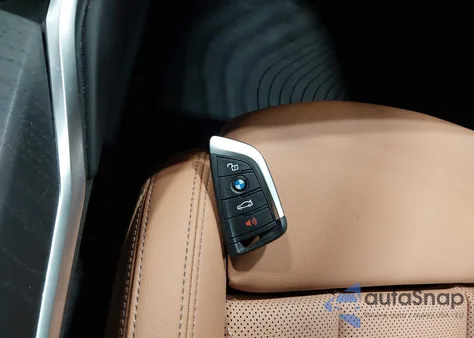 2023 BMW 330I xDrive из США, поврежденный, VIN 3MW89FF0XP8D22631